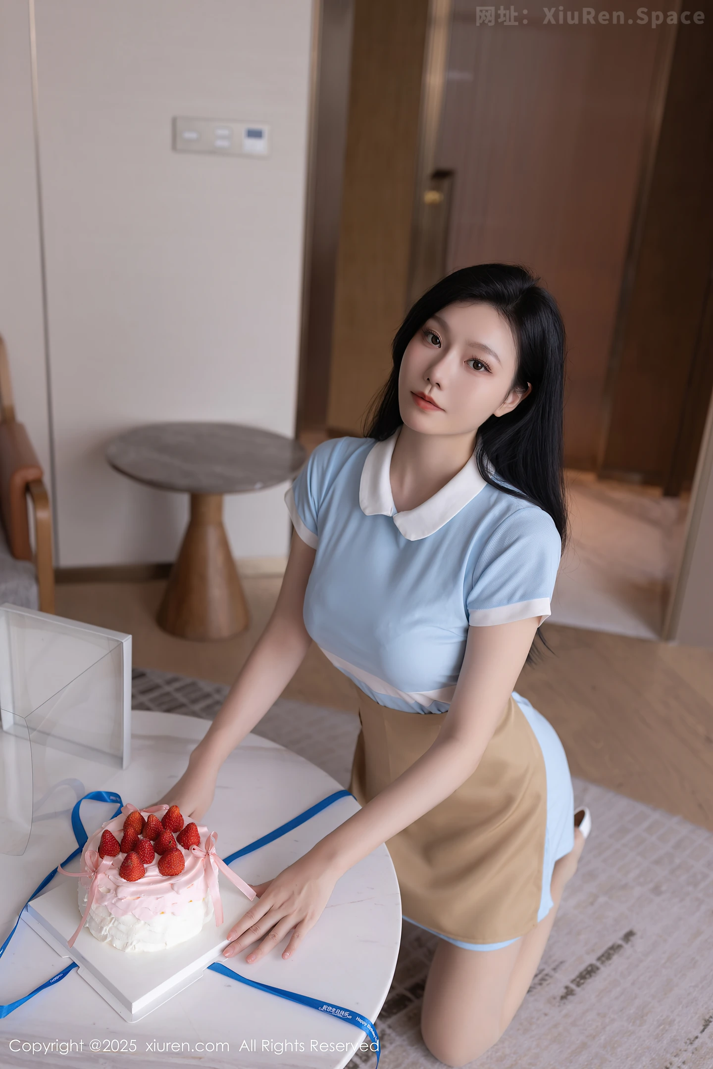 图片[6]-[XiuRen秀人网] VOL.10214 模特安然anran性感蓝色连衣短裙配超薄肉丝秀曼妙身姿诱惑写真80P-秀人网官方网站